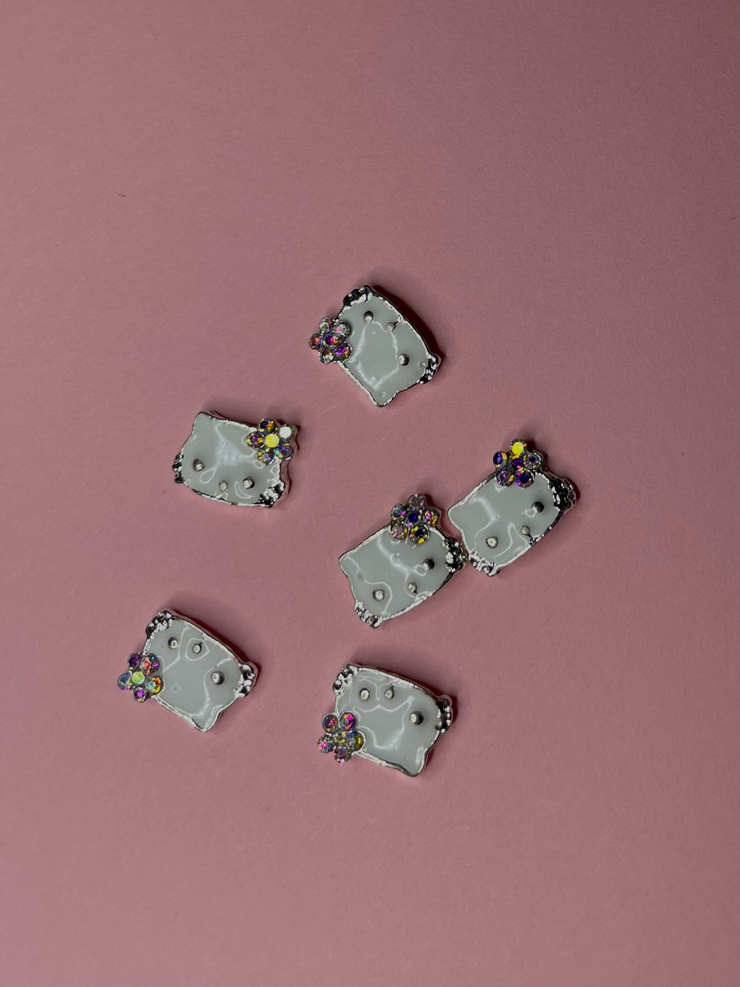 HK Mini Face Charms (White & silver)